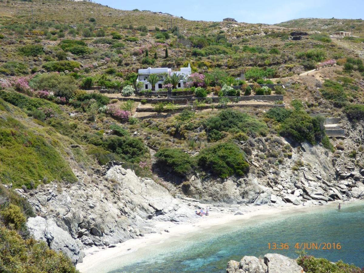 Kourtali Private Beach House Gavrio Exterior foto